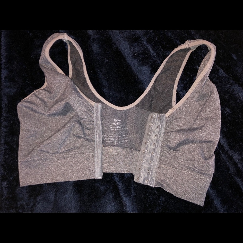 Sports Bra - Front clasping